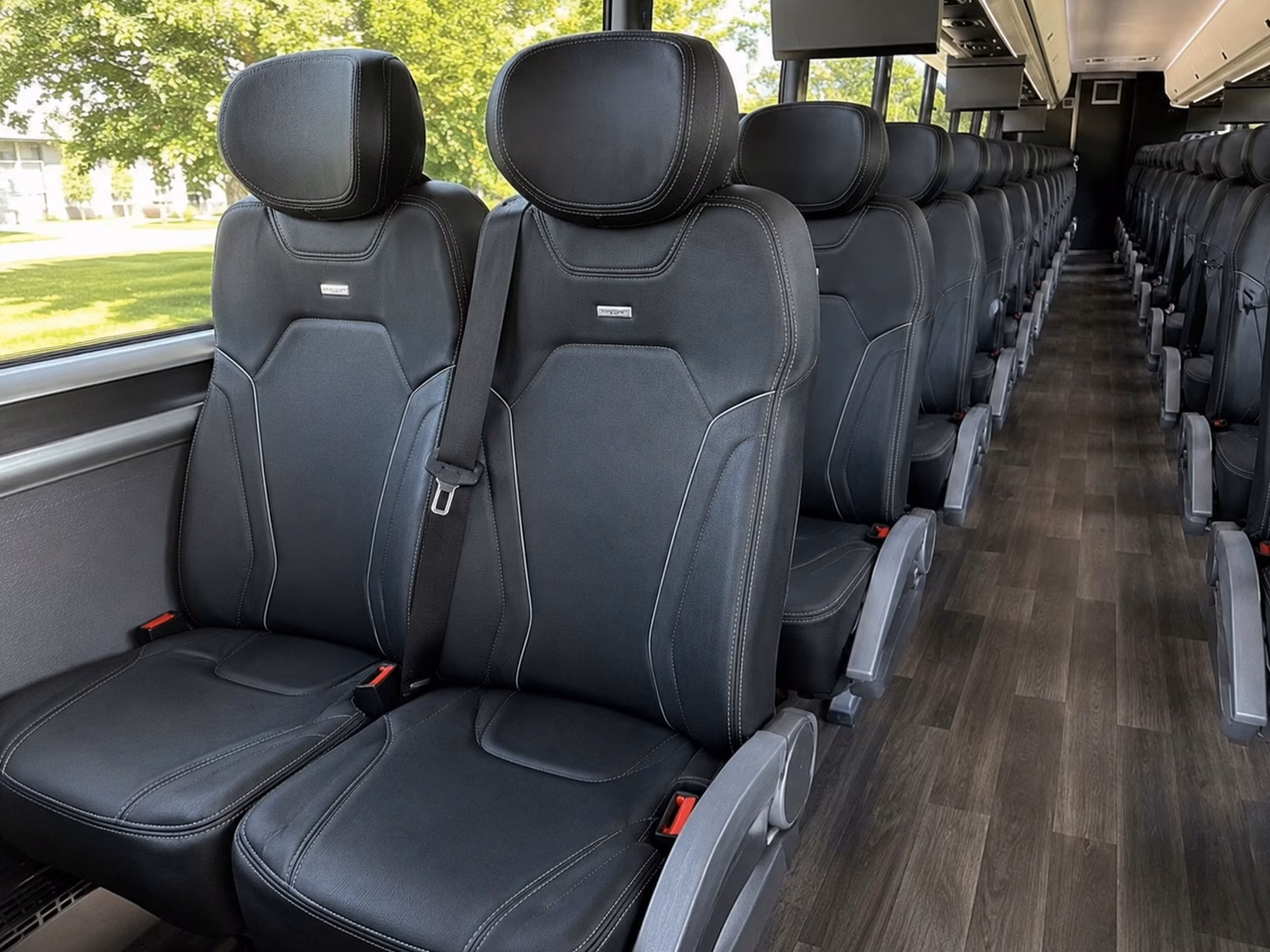 book murfreesboro wedding transportation for the entire weekend
