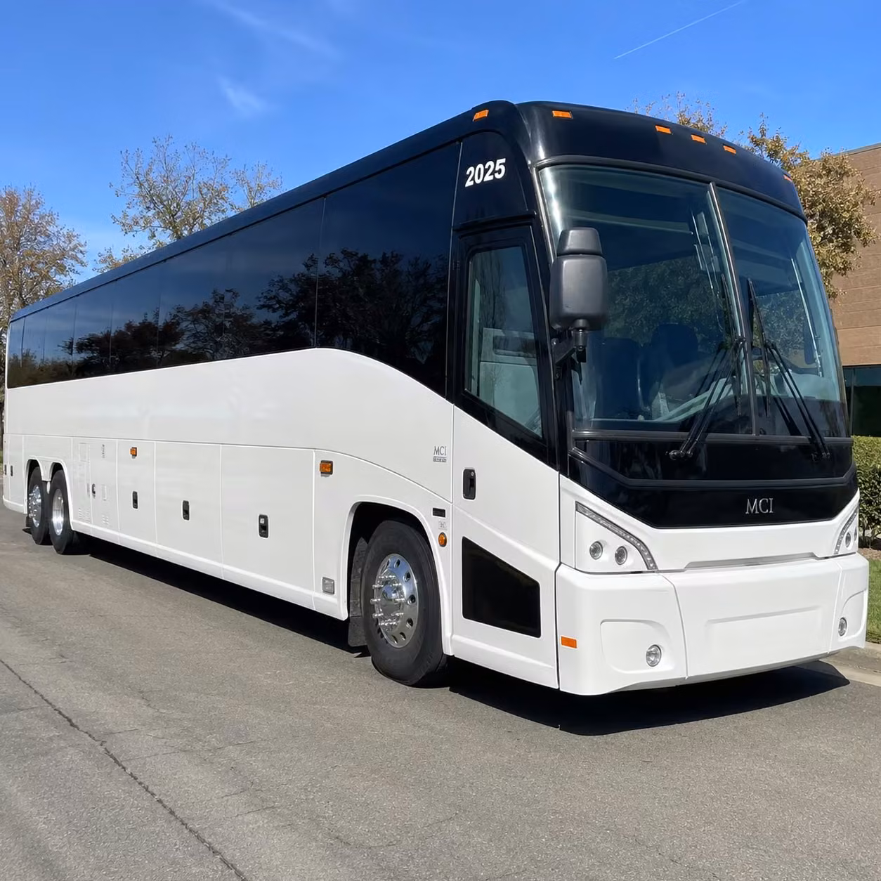 group transportation to ascend amphitheater and nashville arena shows from murfreesboro