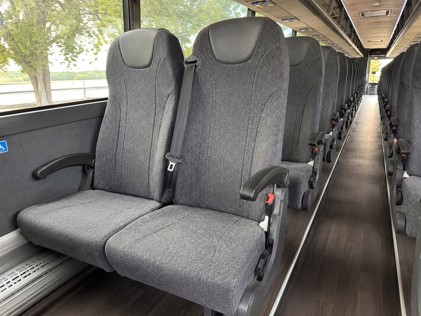 how where and when you re traveling affects your murfreesboro bus rental rate