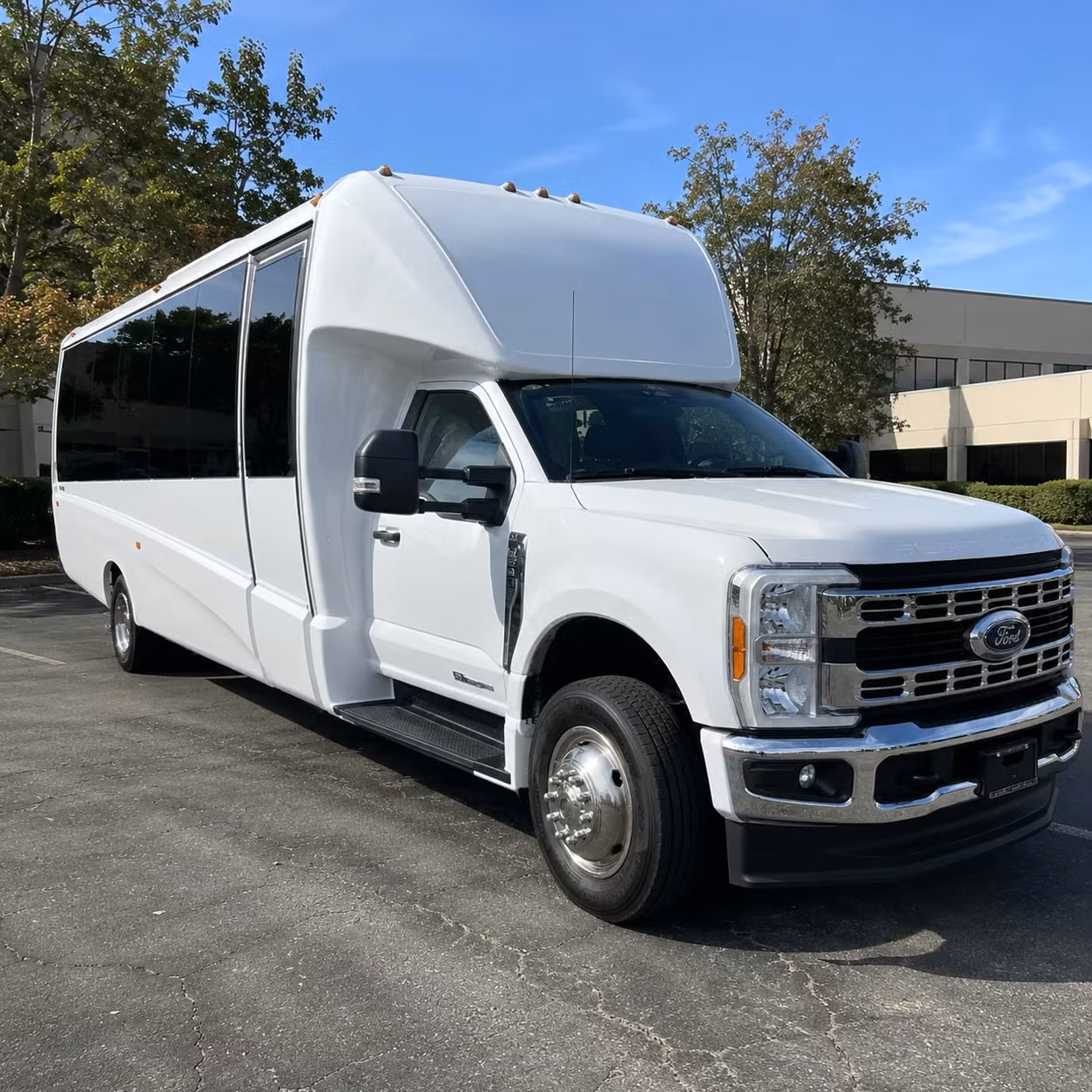 murfreesboro wedding shuttle services bus rentals