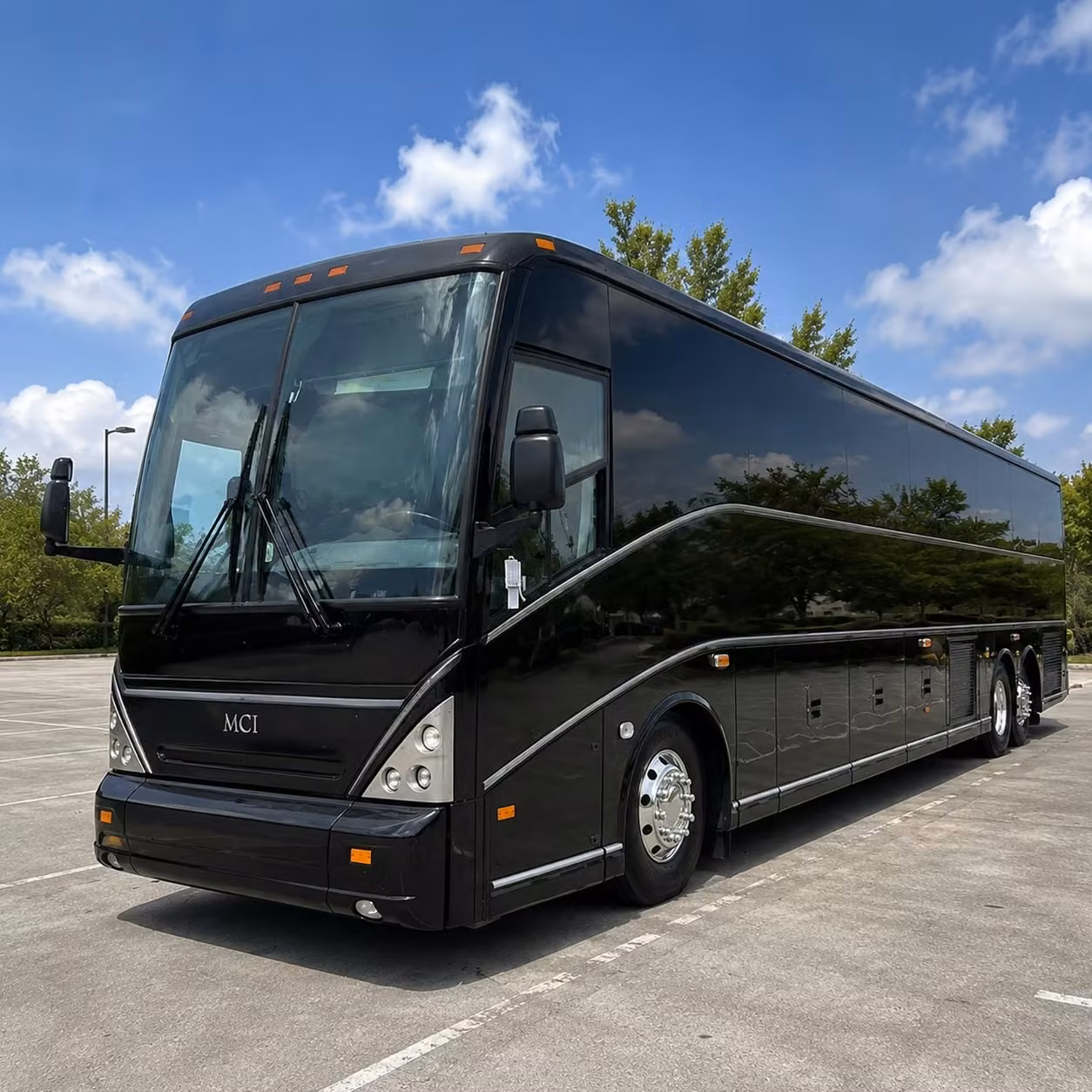 sports team sporting event bus rentals in murfreesboro