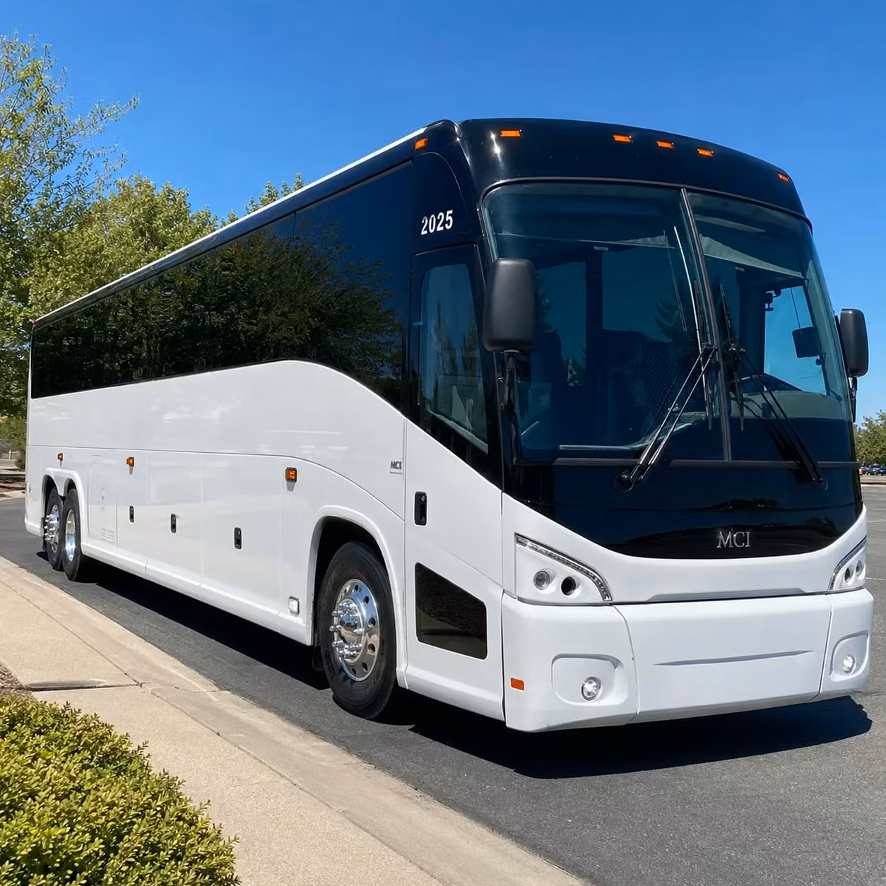 you can find and book long distance transportation in murfreesboro and any nearby city